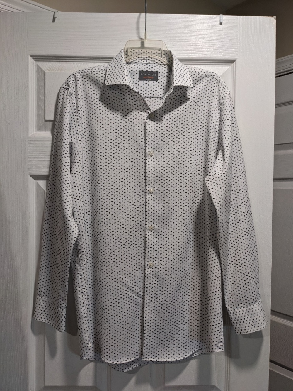 Perry Ellis Portfolio White Tech Shirt Slim Fit men's size 15.5"
